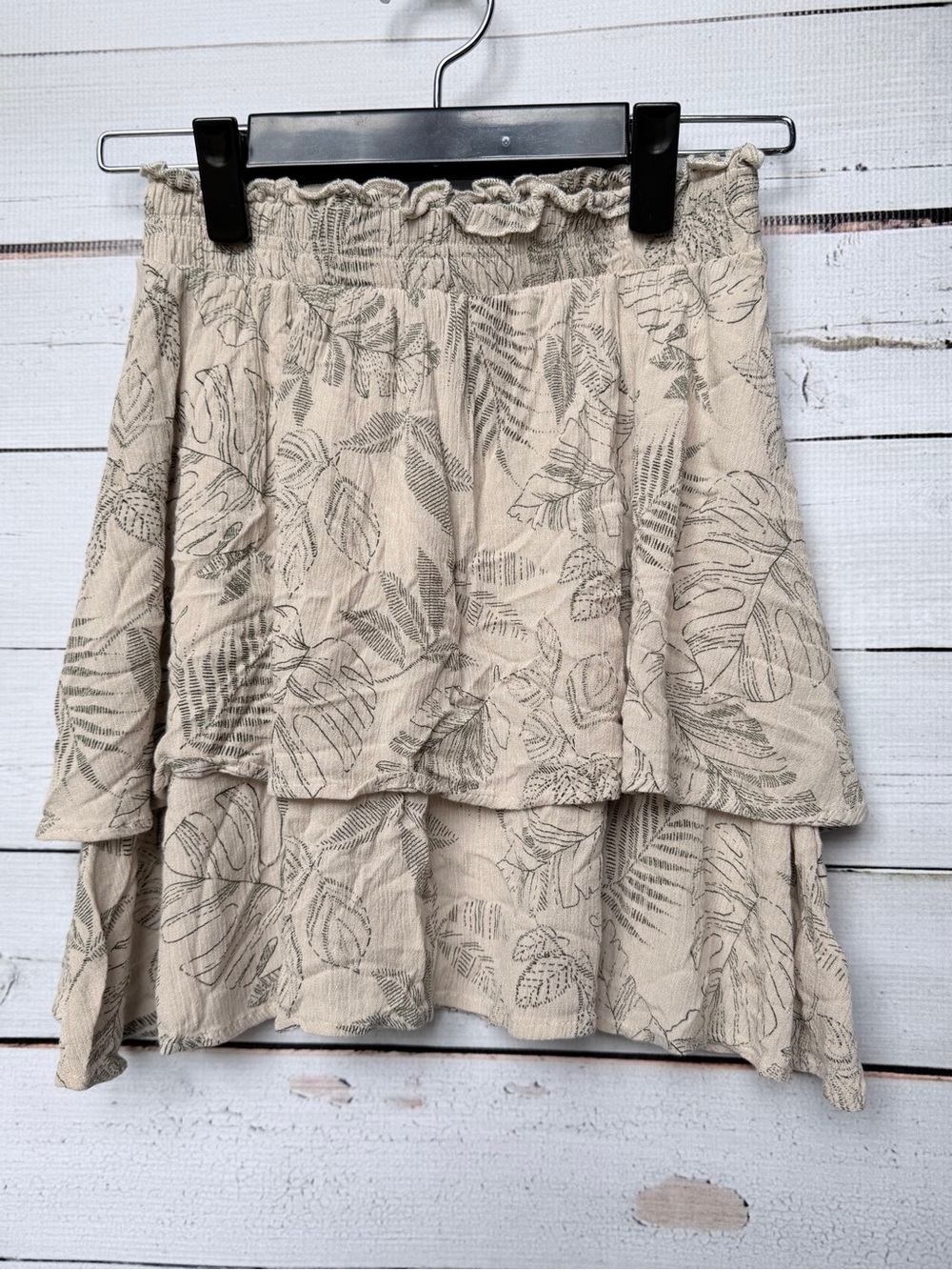 Paper Crane Beige Leaf-Print High-Low Tiered Skirt